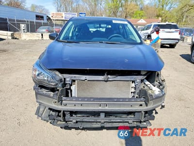 Piąte zdjęcie samochodu w środku: 2017 SUBARU IMPREZA VIN:4S3GTAA60H3722917 - miniatura