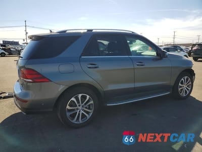 Trzecie zdjęcie samochodu z tyłu: 2017 MERCEDES-BENZ GLE 350 VIN:4JGDA5JBXHA887121 - miniatura