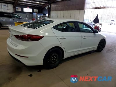 Trzecie zdjęcie samochodu z tyłu: 2017 HYUNDAI ELANTRA SE VIN:5NPD74LF7HH140243 - miniatura