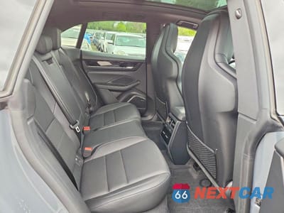 Zdjęcie 10 z 13 samochodu: 2025 PORSCHE MACAN 4 VIN:WP1AA2XAXSL002430 - miniatura