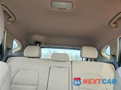 Zdjęcie 10 z 12 samochodu: 2019 HYUNDAI TUCSON SE VIN:KM8J2CA44KU941623 - miniatura