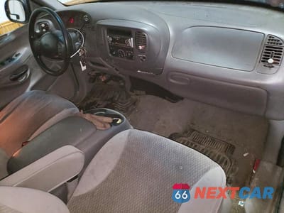 Zdjęcie 8 z 11 samochodu: 1998 FORD F250 VIN:1FTPX28L9WKA60473 - miniatura