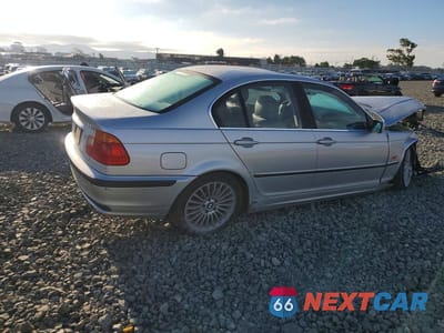 Trzecie zdjęcie samochodu z tyłu: 2001 BMW 330 I VIN:WBAAV53481FJ64299 - miniatura