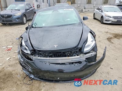 Piąte zdjęcie samochodu w środku: 2020 TESLA MODEL 3 VIN:5YJ3E1EA5LF739148 - miniatura