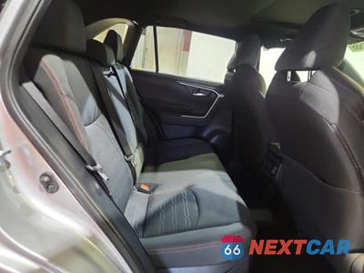 Zdjęcie 11 z 13 samochodu: 2023 TOYOTA RAV4 PRIME SE VIN:JTMAB3FV4PD160629 - miniatura