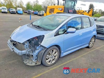 2010 HONDA FIT SPORT JHMGE8H45AC037372 - główne zdjęcie licytacji z USA - miniatura