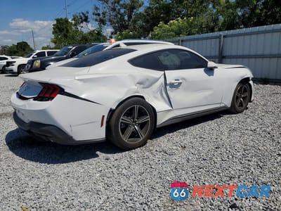 Trzecie zdjęcie samochodu z tyłu: 2025 FORD MUSTANG VIN:1FA6P8TH6S5131774 - miniatura