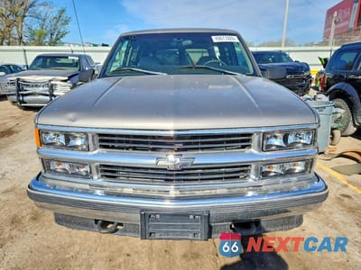 Piąte zdjęcie samochodu w środku: 1999 CHEVROLET TAHOE K1500 VIN:1GNEK13R4XR102284 - miniatura
