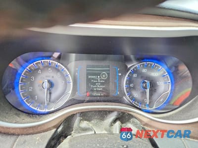 Zdjęcie 9 z 13 samochodu: 2017 CHRYSLER PACIFICA TOURING L VIN:2C4RC1BG4HR824034 - miniatura