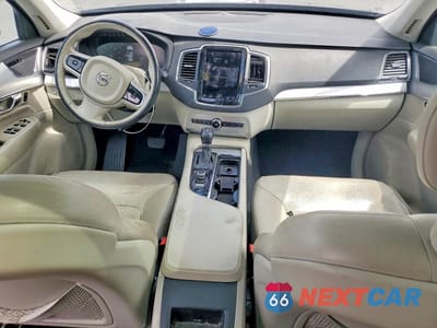 Zdjęcie 8 z 11 samochodu: 2016 VOLVO XC90 T5 VIN:YV4102XK6G1072233 - miniatura