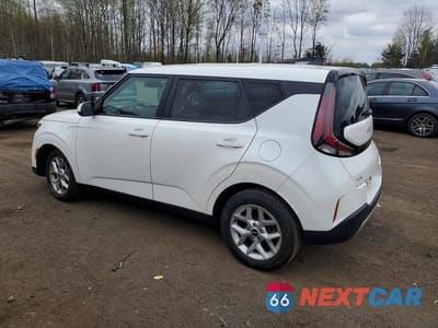 Drugie zdjęcie samochodu z przodu: 2023 KIA SOUL LX VIN:KNDJ23AU2P7868102 - miniatura
