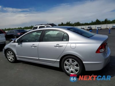 Drugie zdjęcie samochodu z przodu: 2009 HONDA CIVIC LX VIN:2HGFA16599H333355 - miniatura