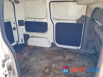 Zdjęcie 11 z 13 samochodu: 2017 NISSAN NV200 DELIVERY VAN VIN:3N6CM0KN4HK701460 - miniatura