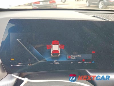 Zdjęcie 9 z 13 samochodu: 2023 BMW X1 XDRIVE28I VIN:WBX73EF05P5X39990 - miniatura