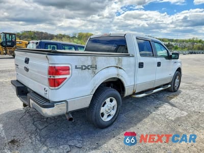 Trzecie zdjęcie samochodu z tyłu: 2011 FORD F150 SUPERCREW VIN:1FTFW1ET0BFB52992 - miniatura