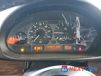 Zdjęcie 9 z 12 samochodu: 2005 BMW 325 IS SULEV VIN:WBAAZ33405KW75320 - miniatura