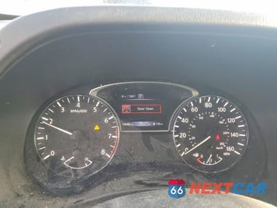 Zdjęcie 9 z 13 samochodu: 2019 NISSAN PATHFINDER SL VIN:5N1DR2MM0KC607027 - miniatura