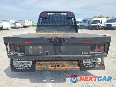 Zdjęcie 6 z 12 samochodu: 2019 FORD F350 VIN:1FD8W3HTXKEC68878 - miniatura