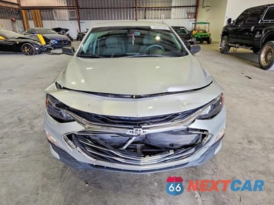 Piąte zdjęcie samochodu w środku: 2020 CHEVROLET MALIBU LS VIN:1G1ZB5ST5LF138455 - miniatura