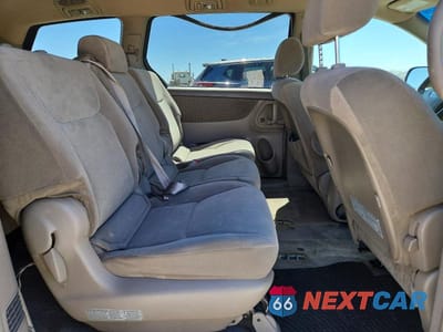 Zdjęcie 11 z 13 samochodu: 2005 TOYOTA SIENNA LE 8 PASSENGER VIN:5TDZA23C65S298564 - miniatura