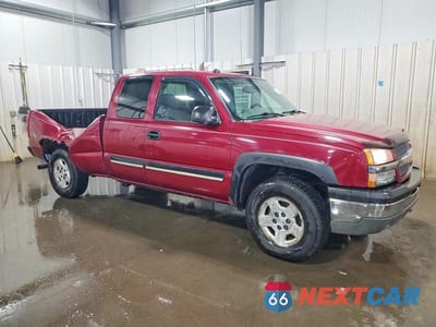 Czwarte zdjęcie samochodu z boku: 2004 CHEVROLET SILVERADO K1500 VIN:2GCEK19T241189649 - miniatura