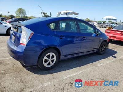 Trzecie zdjęcie samochodu z tyłu: 2011 TOYOTA PRIUS TWO VIN:JTDKN3DU3B0265412 - miniatura