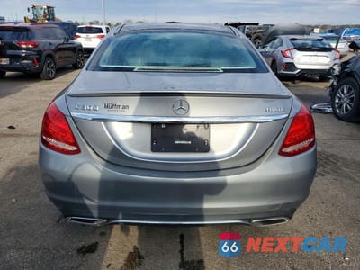 Zdjęcie 6 z 12 samochodu: 2015 MERCEDES-BENZ C 300 4MATIC VIN:55SWF4KB1FU018658 - miniatura