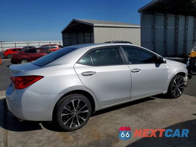 Trzecie zdjęcie samochodu z tyłu: 2017 TOYOTA COROLLA SE VIN:5YFBURHE1HP708387 - miniatura