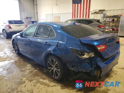 Drugie zdjęcie samochodu z przodu: 2020 TOYOTA CAMRY SE VIN:4T1G11AK2LU303727 - miniatura