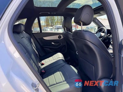 Zdjęcie 8 z 12 samochodu: 2019 MERCEDES-BENZ GLC 300 VIN:WDC0G4JB5K1003521 - miniatura