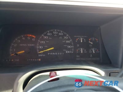 Zdjęcie 9 z 13 samochodu: 1996 CHEVROLET GMT-400 C3500 VIN:1GCHC33J1TF014362 - miniatura