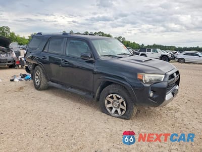Czwarte zdjęcie samochodu z boku: 2016 TOYOTA 4RUNNER TRAIL VIN:JTEBU5JR1G5389988 - miniatura