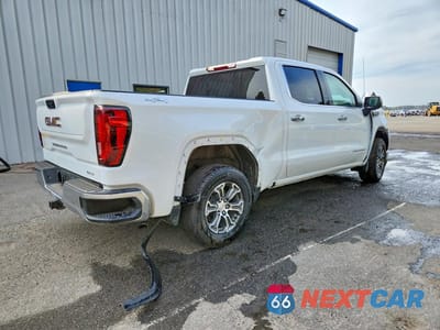 Trzecie zdjęcie samochodu z tyłu: 2026 GMC SIERRA K1500 SLT VIN:1GTUUDED1TZ254518 - miniatura