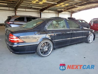 Trzecie zdjęcie samochodu z tyłu: 2000 MERCEDES-BENZ S 430 VIN:WDBNG70J7YA103231 - miniatura