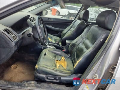 Zdjęcie 7 z 12 samochodu: 2004 HONDA ACCORD EX VIN:1HGCM66594A054891 - miniatura