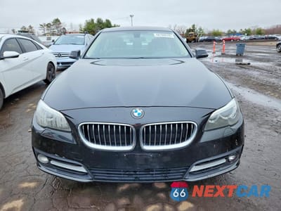 Piąte zdjęcie samochodu w środku: 2015 BMW 528 XI VIN:WBA5A7C51FD624391 - miniatura
