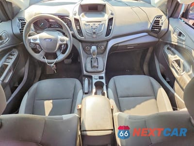 Zdjęcie 8 z 12 samochodu: 2016 FORD ESCAPE S VIN:1FMCU0F74GUA96185 - miniatura