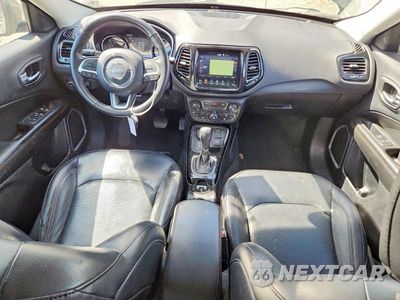 Zdjęcie 8 z 13 samochodu: 2019 JEEP COMPASS LIMITED VIN:3C4NJDCBXKT650791 - miniatura