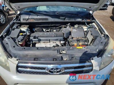 Zdjęcie 12 z 13 samochodu: 2007 TOYOTA RAV4 LIMITED VIN:JTMBD31V275093304 - miniatura