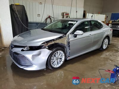 2019 TOYOTA CAMRY HYBRID XLE 4T1B21HK0KU012915 - główne zdjęcie licytacji z USA - miniatura