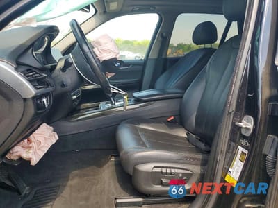 Zdjęcie 7 z 14 samochodu: 2014 BMW X5 SDRIVE35I VIN:5UXKR2C56E0H33549 - miniatura
