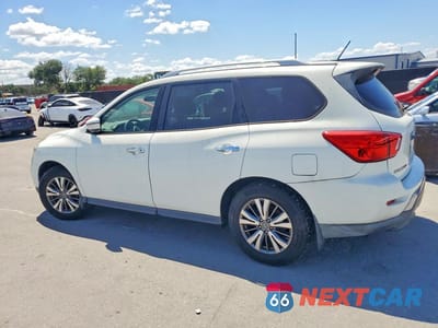 Drugie zdjęcie samochodu z przodu: 2018 NISSAN PATHFINDER S VIN:5N1DR2MN1JC622238 - miniatura
