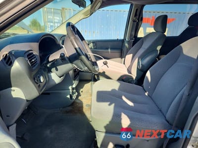 Zdjęcie 7 z 13 samochodu: 2006 CHRYSLER TOWN & COUNTRY TOURING VIN:2A4GP54L06R923146 - miniatura