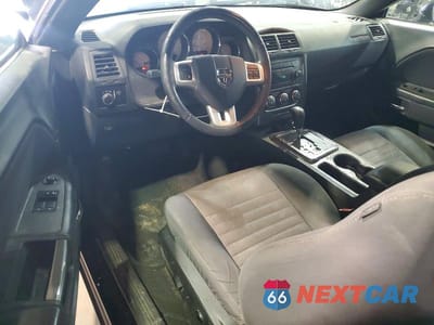 Zdjęcie 8 z 12 samochodu: 2012 DODGE CHALLENGER SXT VIN:2C3CDYAGXCH290862 - miniatura