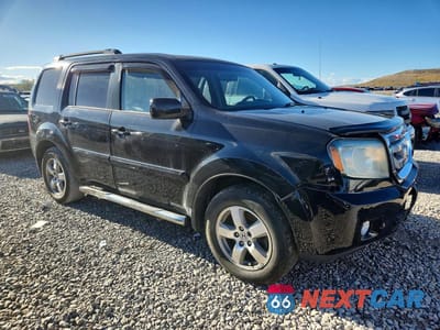 Czwarte zdjęcie samochodu z boku: 2011 HONDA PILOT EX VIN:5FNYF4H40BB034301 - miniatura
