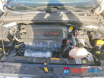 Zdjęcie 12 z 12 samochodu: 2020 JEEP RENEGADE LATITUDE VIN:ZACNJBBBXLPL33203 - miniatura