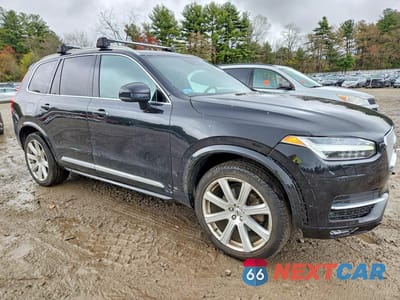 Czwarte zdjęcie samochodu z boku: 2017 VOLVO XC90 T6 VIN:YV4A22PL0H1154768 - miniatura