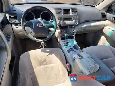 Zdjęcie 8 z 12 samochodu: 2009 TOYOTA HIGHLANDER BASE VIN:JTEES41A592132134 - miniatura