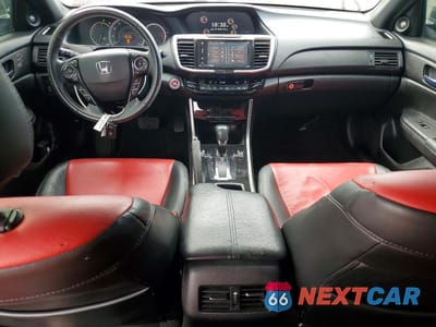 Zdjęcie 8 z 12 samochodu: 2016 HONDA ACCORD TOURING VIN:1HGCR3F97GA015028 - miniatura