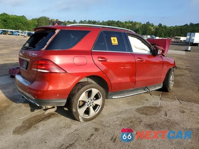Trzecie zdjęcie samochodu z tyłu: 2018 MERCEDES-BENZ GLE 350 4MATIC VIN:4JGDA5HB1JB119632 - miniatura